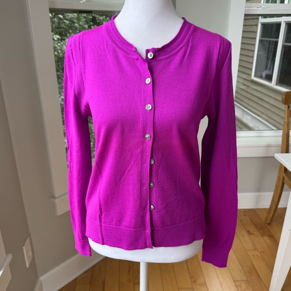 Banana Republic Fuschia Purple Merino Wool Cardigan Sweater Size Small - Picture 12 of 12